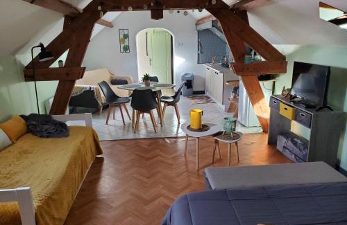 Essigny-le-Grand Apartamento | Studio Ferme de la manufacture