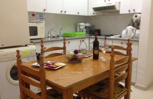 Ayia Marina Chrysochous Apartamento | Estudio en primera planta 50m cerca del mar, 28 metros cuadrados, cocina totalmente equipada.