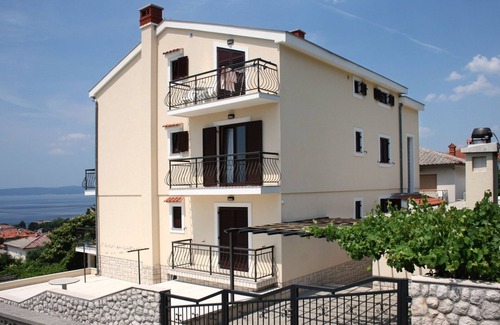 Novi Vinodolski Apartamento | Apartamento-estudio con una terraza Novi Vinodolski (AS-5593-a)