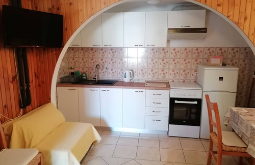 Baska Apartamento | Apartamento-estudio con una terraza Baska, Krk (AS-22121-a)
