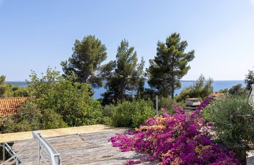 Zavala Apartamento | Apartamento-estudio con una terraza Zavala, Hvar (AS-8710-a)