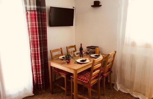 Bernex Apartamento | Studio Fondue chocolat, 100m des pistes Wifi fibre, parking privé
