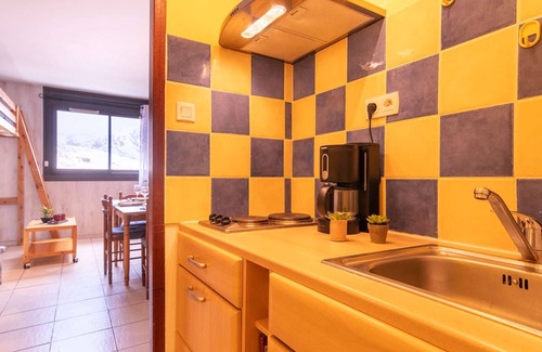 Pla d'Adet Apartamento | Estudio para 4 personas en Saint Lary Pla d'Adet con cocina y TV