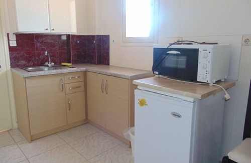 Vassilatika Apartamento | Estudio independiente para 4-5 personas con piscina compartida, cerca de QUALAND WATER PARK
