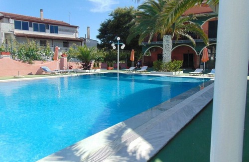 Vassilatika Apartamento | Estudio independiente para 4-5 personas con piscina compartida, cerca de QUALAND WATER PARK