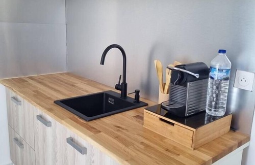 Port-Saint-Louis-du-Rhone Apartamento | Studio 30 meters, close to marina