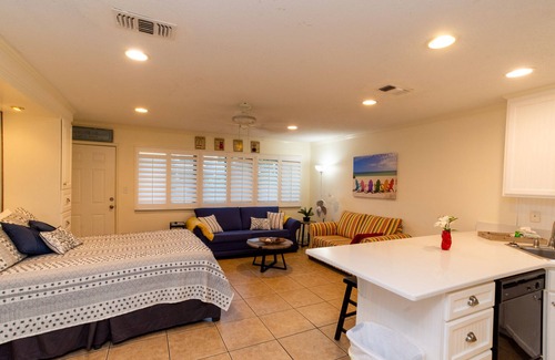 Seagrove Beach Cabaña | Studio ground floor the heart of Seagrove Pet considered Must Be Disclosed