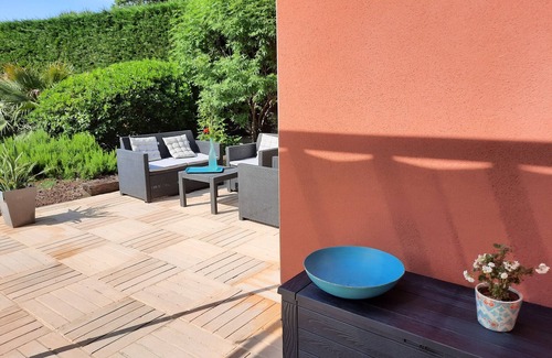 Montboucher-sur-Jabron Casa | Studio Independant Dans un Golf Avec Piscine et Jardin
