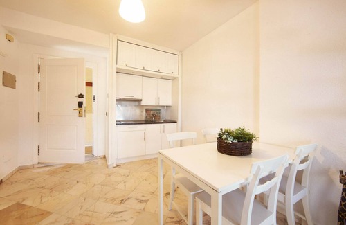 Nikki Beach Apartamento | Estudio en Marbella con Piscina Playa