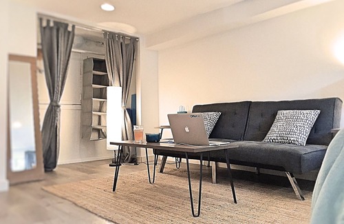 Madrona Casa | Studio in the Heart of Seattle!
