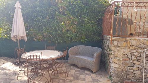 Le Rouret Apartamento | Studio indépendant dans mas provencal
