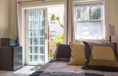 Russian Hill Apartamento | Studio inside a world famous building