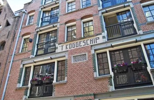 Burgwallen Nieuwe Zijde Apartamento | Studio Koggeschip Amsterdam BB