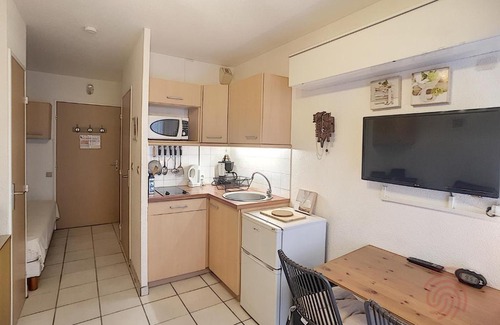 Lamalou-les-Bains Apartamento | Studio Lamalou-les-Bains, 1 pièce, 2 personnes - FR-1-451-125