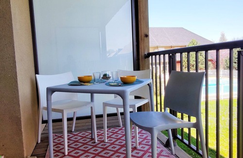 Equemauville Apartamento | Studio "le boujou" pool view