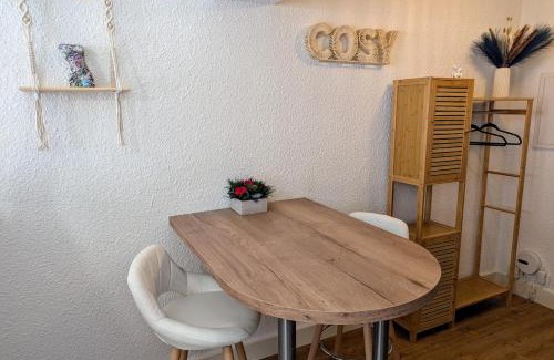 Bourgoin-Jallieu Apartamento | Studio le Cosy - Bourgoin Centre