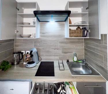 Huningue Apartamento | Studio Le Maréchal - Près frontière et Netflix