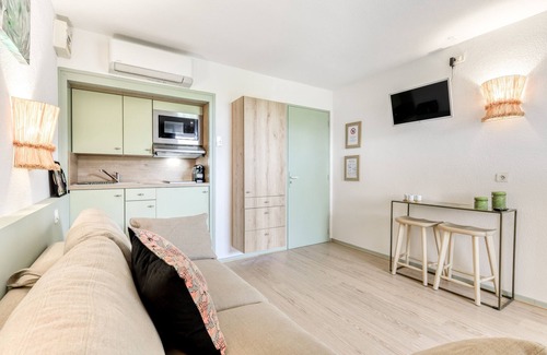 Saint-Pierre-la-Mer Apartamento | Studio le Neptune - Appt à 100m de la plage