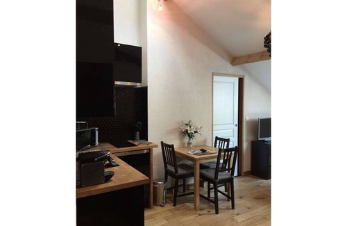 Bailly Apartamento | Studio Lilas, capacity 4 people