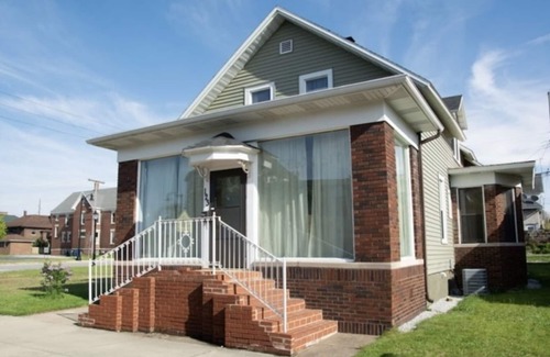 Michigan City Apartamento | Studio Living in the Arts District!