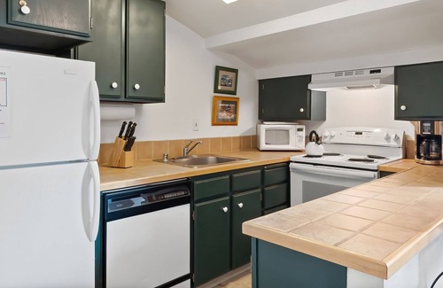 Bear Valley Condominio | Studio Loft - Pets ok!! - CS #119 by Bear Valley Vacation Rentals