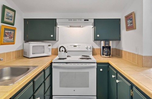 Bear Valley Condominio | Studio Loft - Pets ok!! - CS #119 by Bear Valley Vacation Rentals