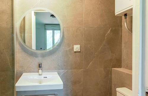 Asnieres-sur-Seine Apartamento | Studio lumineux à 2 pas des commerces Asnières - III