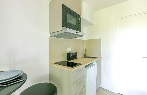 Asnieres-sur-Seine Apartamento | Studio lumineux à 2 pas des commerces Asnières - III