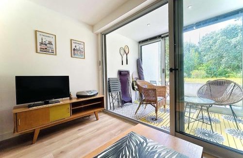 Le Pouliguen Apartamento | Studio lumineux proche plage, bois, marché - 4 pers, parking, animaux acceptés - FR-1-245-207