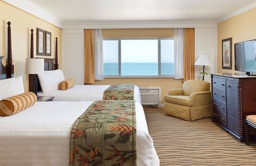 St. Pete Beach Complejo | Studio, Luxury Condo, St. Petes, FL (3318317)