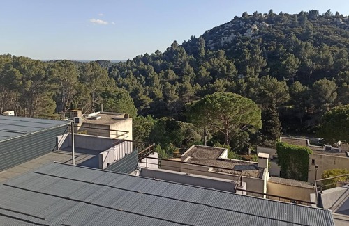 Les Baux-de-Provence Apartamento | Studio Meublé à 5 mn du Village des Baux de Provence