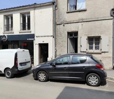 Villers-Cotterets Apartamento | Studio meublé centre ville- gare Villers Cotterets