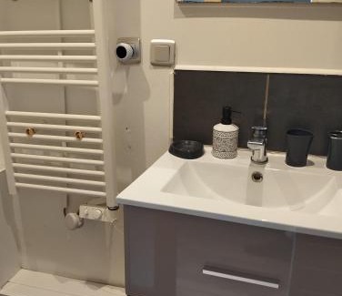 Chambray-les-Tours Apartamento | Studio meublé indépendant