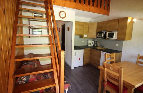 Auris Apartamento | Studio mezzanine cabine 4 pers au pied des pistes, Auris en Oisans - FR-1-297-298