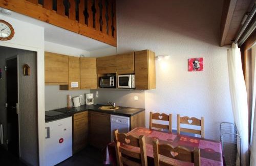 Auris Apartamento | Studio mezzanine cabine 4 pers au pied des pistes, Auris en Oisans - FR-1-297-298