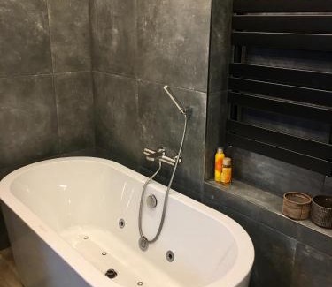 Julianadorp Apartamento | Studio Mika met whirlpool!