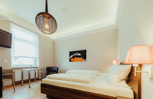Weststadt Casa | Studio mit Eigener Voll Ausgestatteter Kochnische
