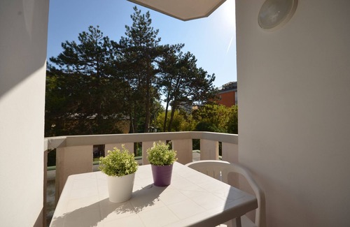 Bibione Apartamento | Apartamento vacacional con parking y aire acondicionado