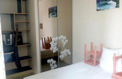 Hirel Apartamento | Studio moderne à Hirel avec jardin clos et terrasse - 40m²