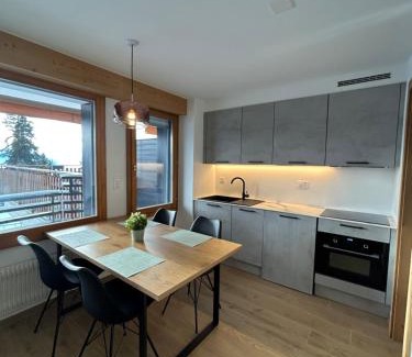 Randogne Apartamento | Studio moderne et cosy avec piscine et sauna