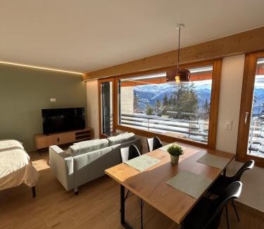 Randogne Apartamento | Studio moderne et cosy avec piscine et sauna