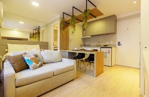 Bigorrilho Apartamento | Studio Moderno Ap 67