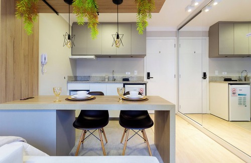Bigorrilho Apartamento | Studio Moderno Ap 67