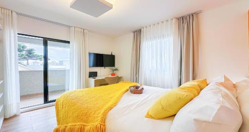 Novo Mundo Apartamento | Studio moderno com garagem, sacada e lazer completo! Próximo à Live Curitiba!