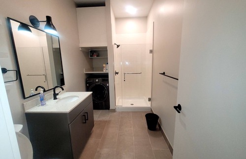Detroit Apartamento | Studio Monthly & Daily Rental For Traveling Professionals,Corporate & Student's