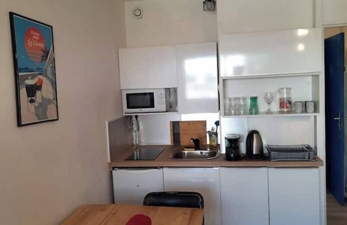 La Ciotat Apartamento | Studio near beach with parking