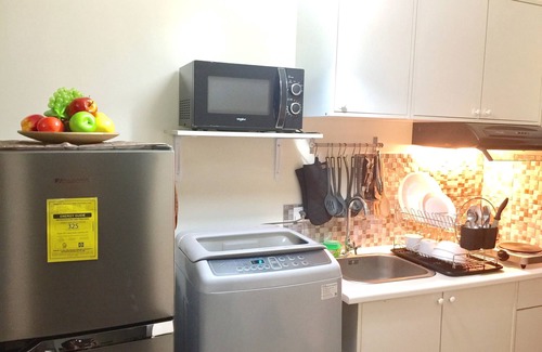 Phil-Am Apartamento | ESTUDIO cerca de MALLS y MRT STATION con WiFi y NETFLIX