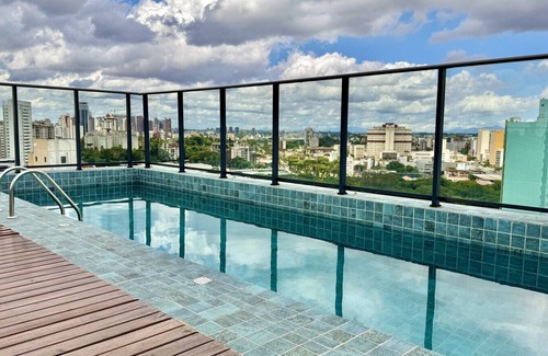 Matriz Apartamento | Studio near Shopping Mueller complete with parking space and air conditioning
