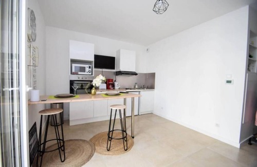 Rueil-Malmaison Apartamento | Studio Neuf Paris La Défense/mont Valérien