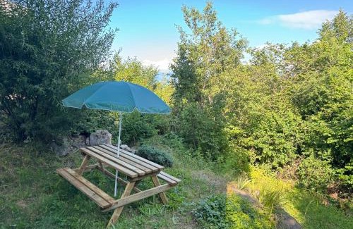 Thollon-les-Memises Apartamento | Studio neuf rez de jardin dans chalet individuel